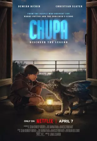 Cartel oficial en español de: Chupa