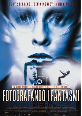 Cartel "Fotografiando hadas" italiano