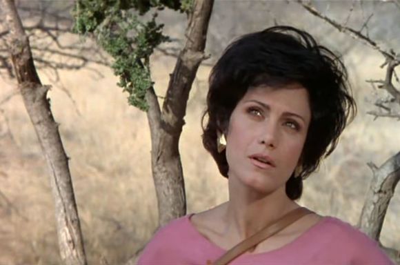 Imagen de "Los dioses deben estar locos II" 16