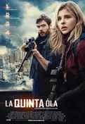 Cartel oficial en español de: La quinta ola Cartel oficial en español de: La quinta ola