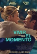 Cartel oficial en español de: Vivir el momento Cartel oficial en español de: Vivir el momento